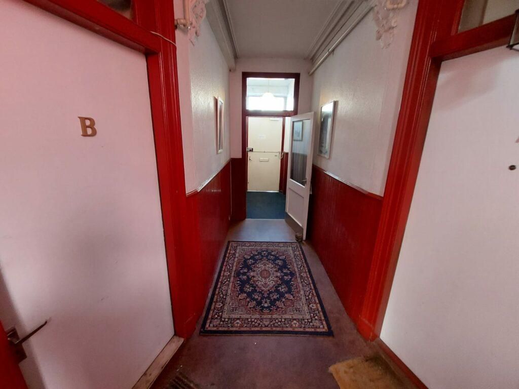 Property photo 2 of 3