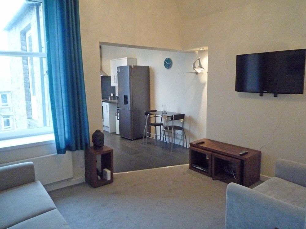 Property photo 3 of 8 Uniongrove125E4