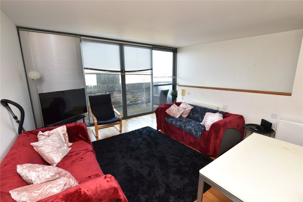 Property photo 3 of 10 Picture No. 03