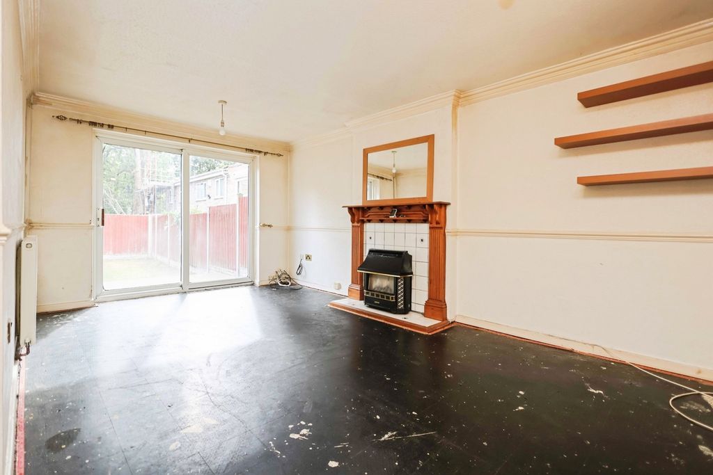 Property photo 2 of 14 Photo