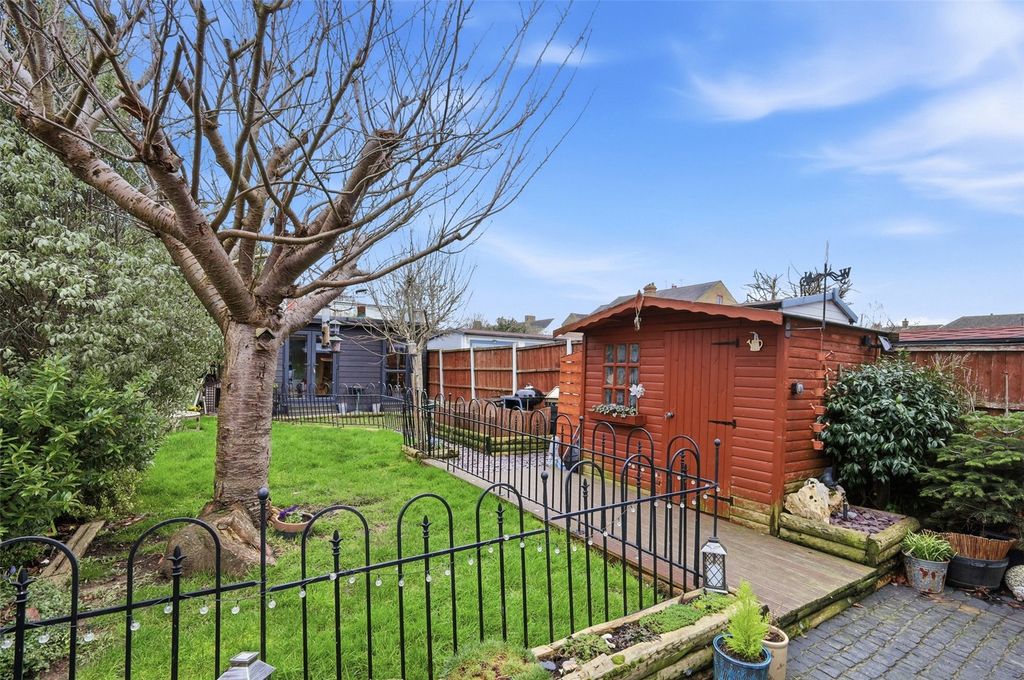 Property photo 2 of 20 Picture No. 19