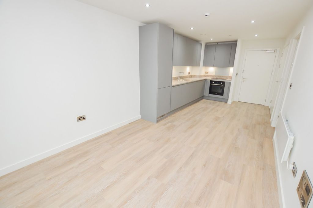 Property photo 3 of 19 Picture No. 09