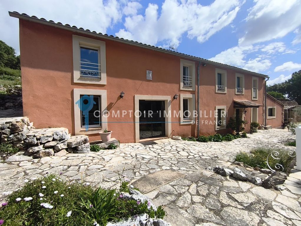 Property photo 3 of 18