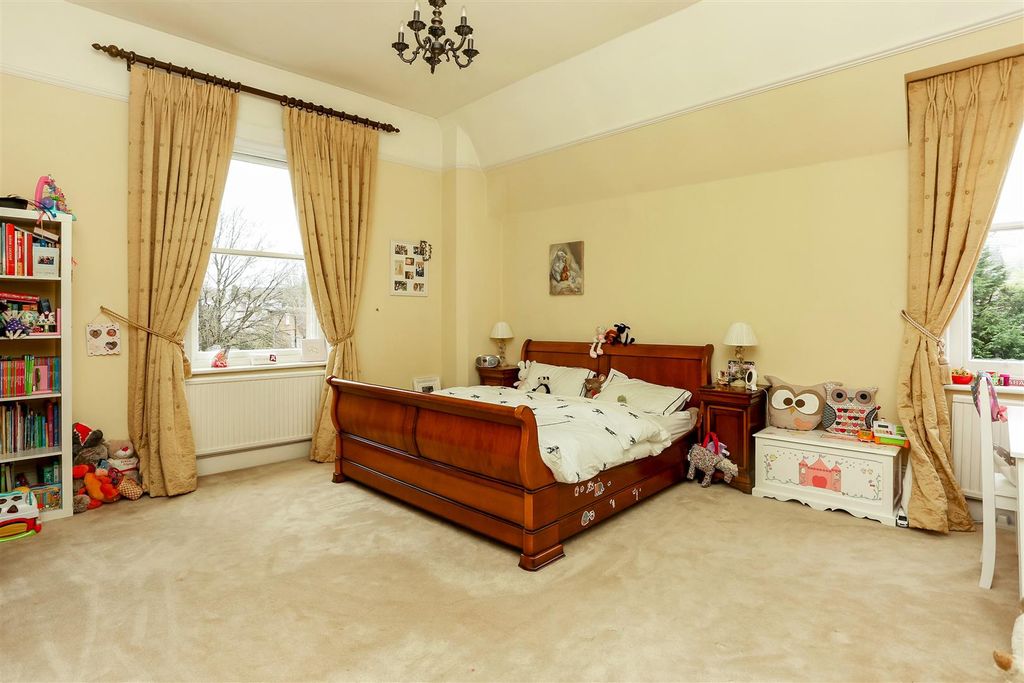 Additional image 9 of 6 bed detached house for saleChristchurch Road, Cheltenham GL50