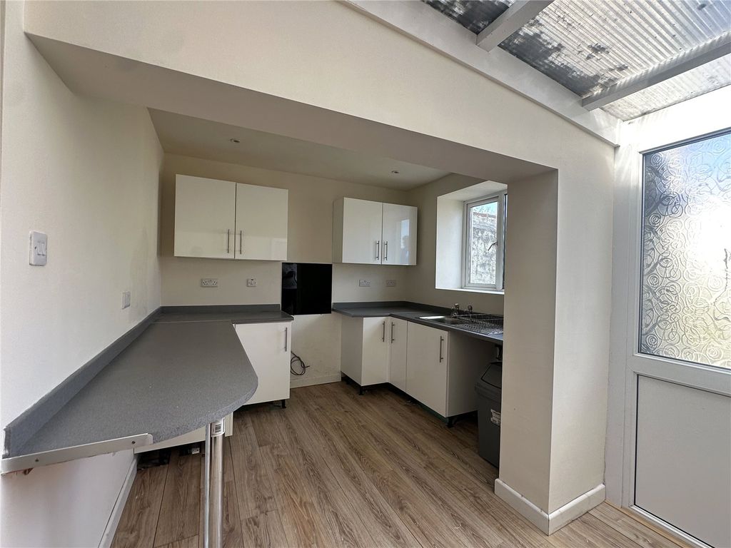 Property photo 2 of 12 Picture No. 03