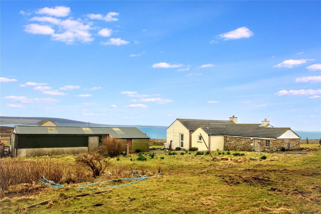 Property photo 2 of 26 Main 2