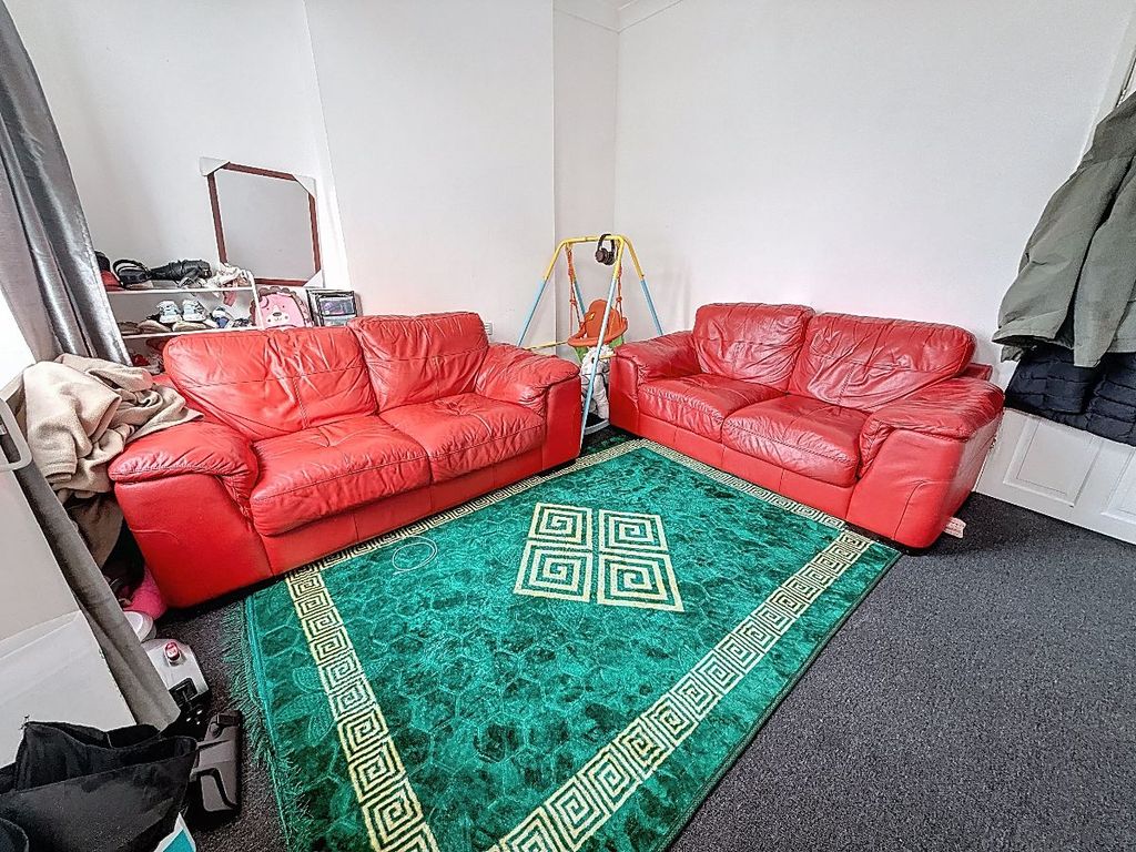 Property photo 2 of 4