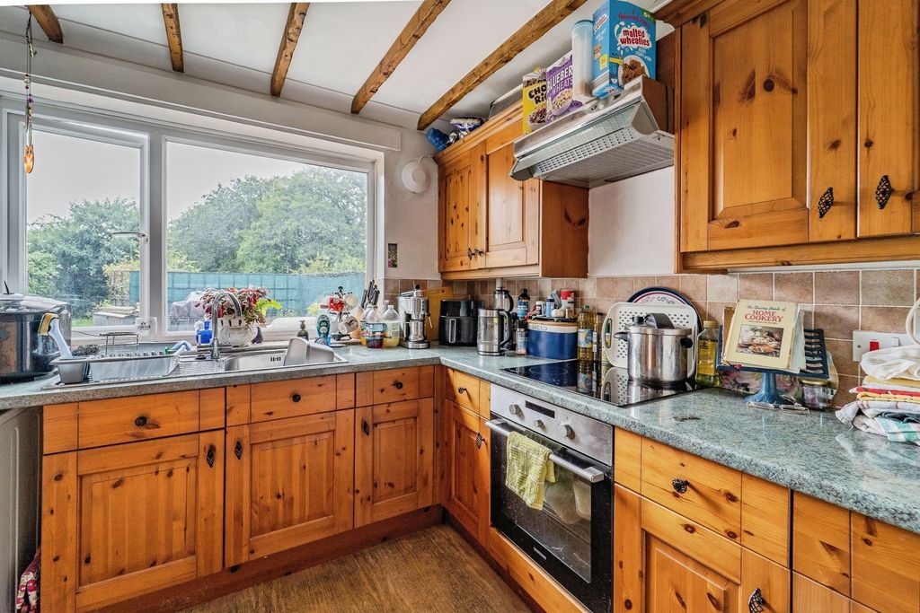 Property photo 2 of 19 Pbox-Img.Jpg