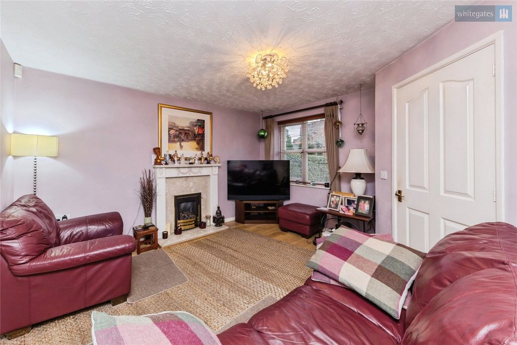 Property photo 3 of 12 Picture No. 01