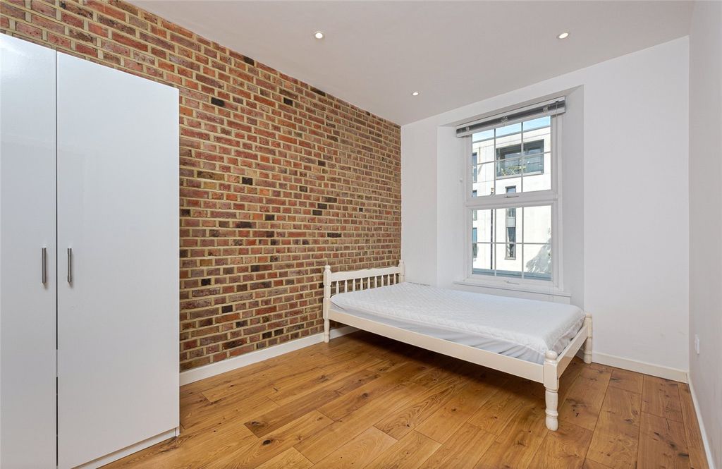 Property photo 2 of 7 Picture No. 03