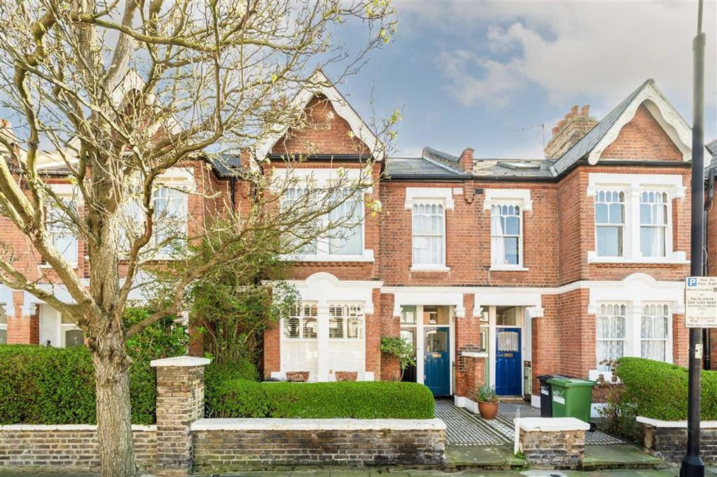 Property photo 1 of 8