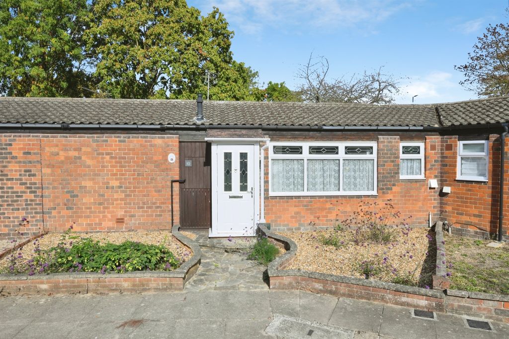 Property photo 1 of 18