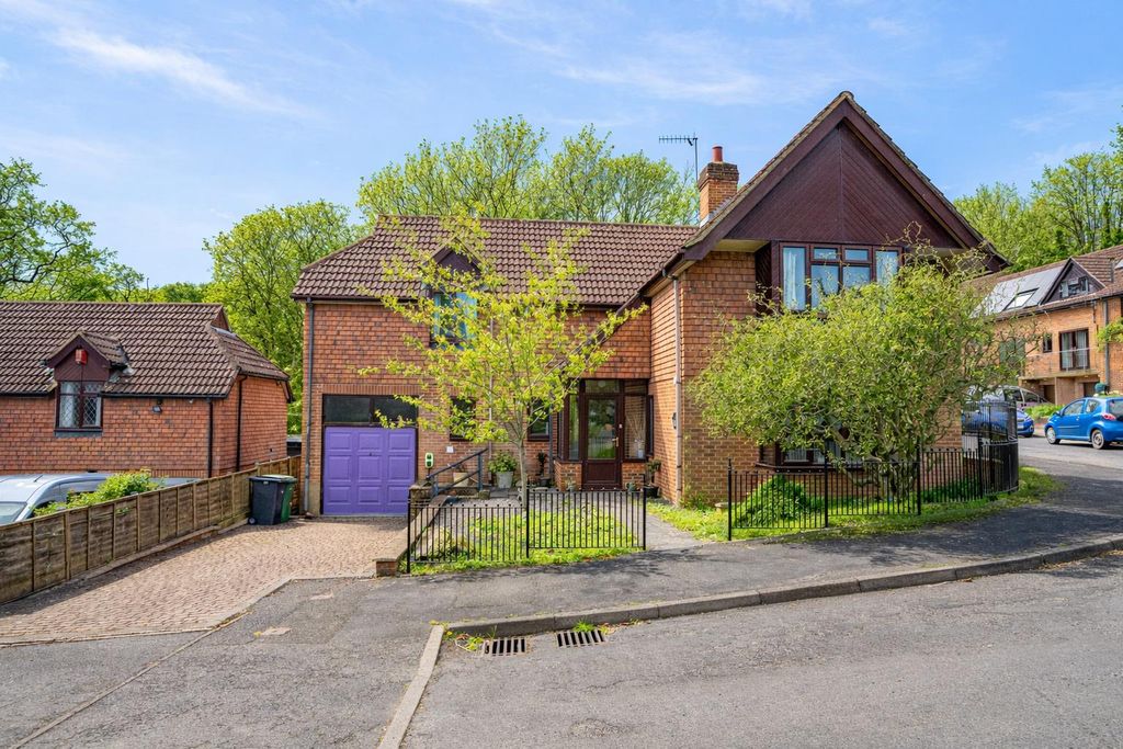 Property photo 1 of 48 2Be135F6-4279-41F7-Ac3A-Ea1B19848c55.Png