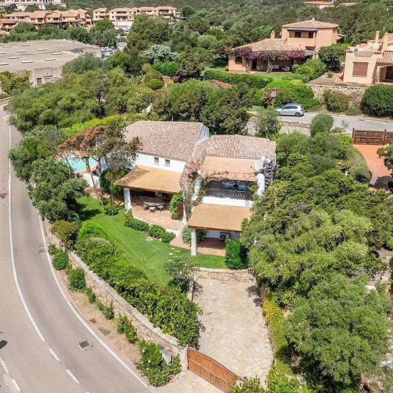 Property photo 2 of 19