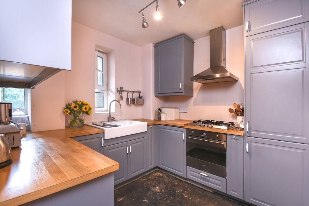 Property photo 2 of 10 Picture No. 05