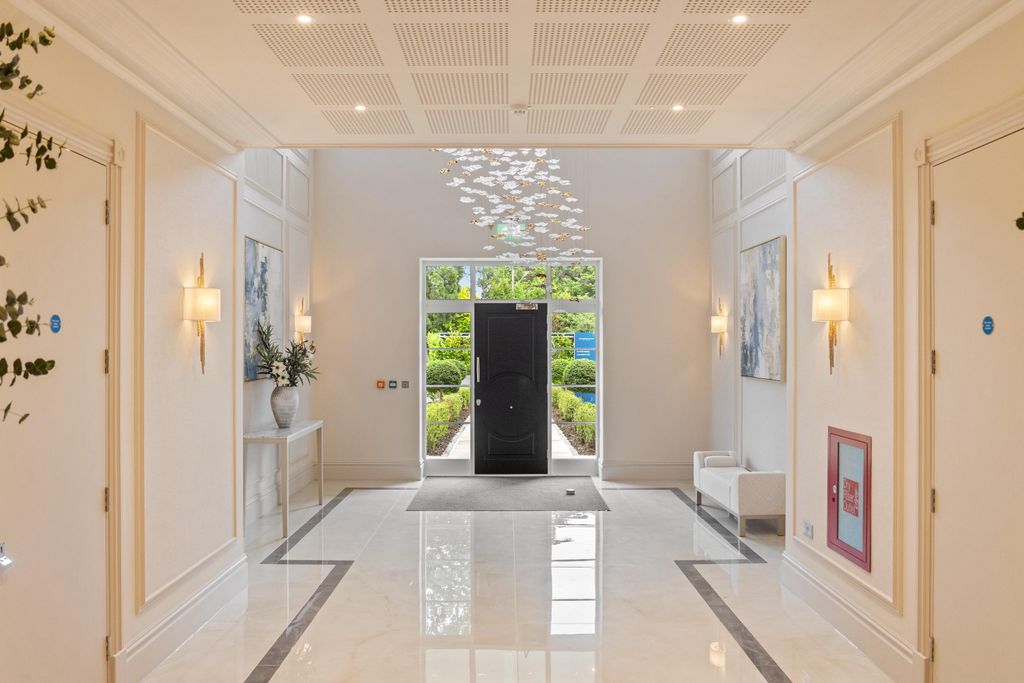 Additional image 25 of 3 bed flat for saleCholbury Place, London Road, Ascot SL5.