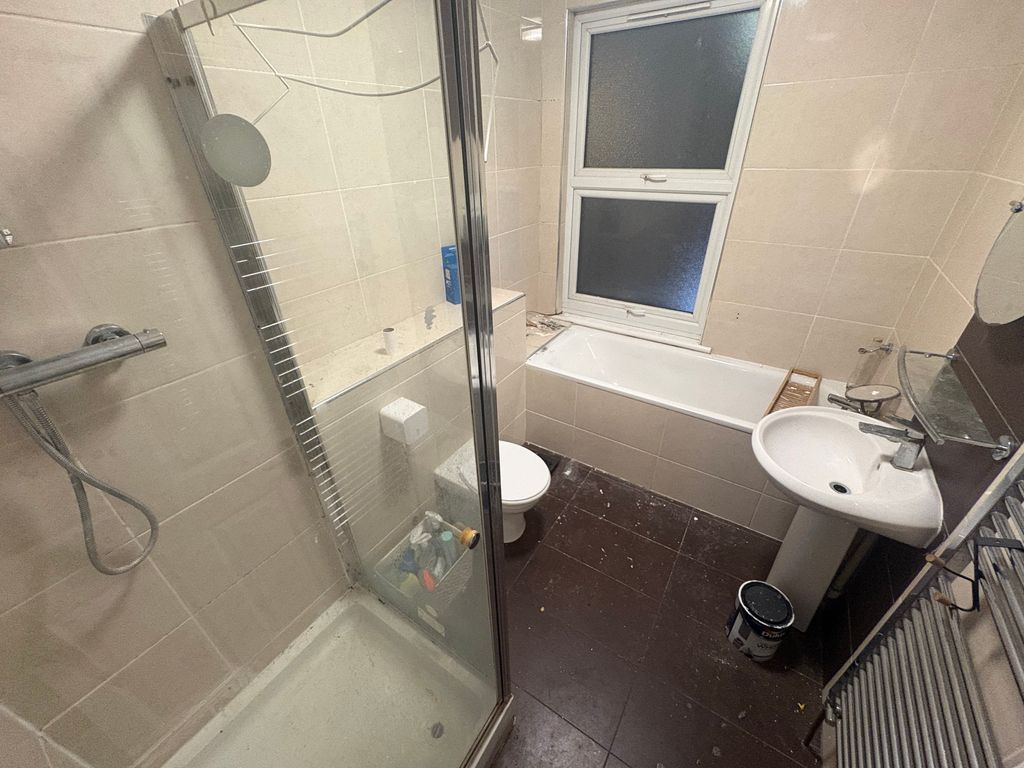 Property photo 2 of 7 Img_1258