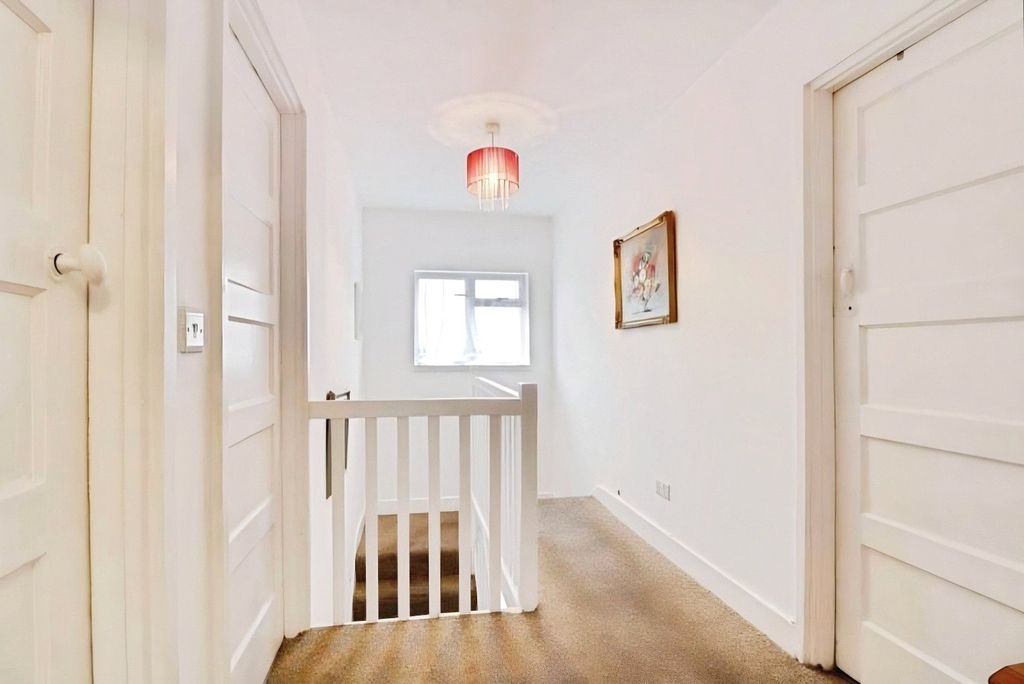 Property photo 3 of 10 Picture No. 06