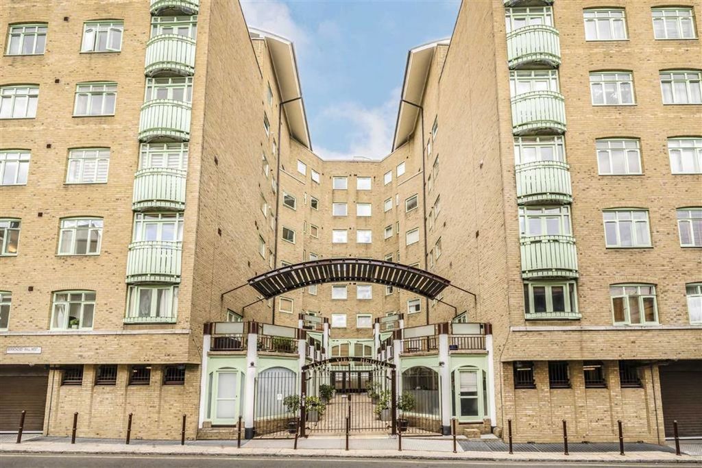 Property photo 1 of 8