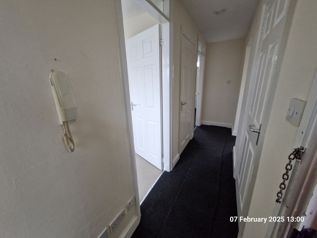 Property photo 2 of 7 20250207_130041