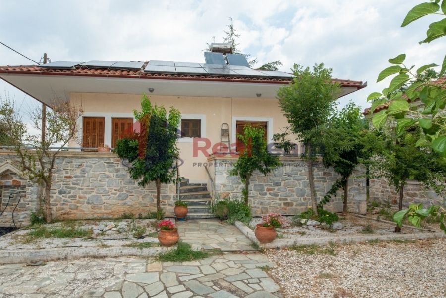 Property photo 1 of 25