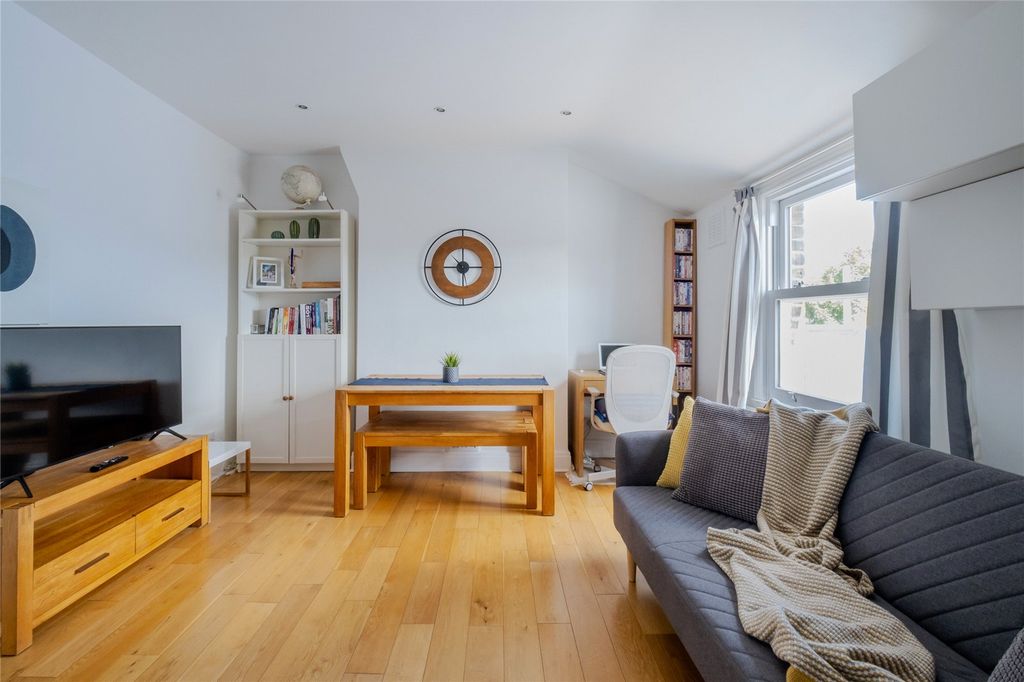 Property photo 1 of 7 Picture No. 04