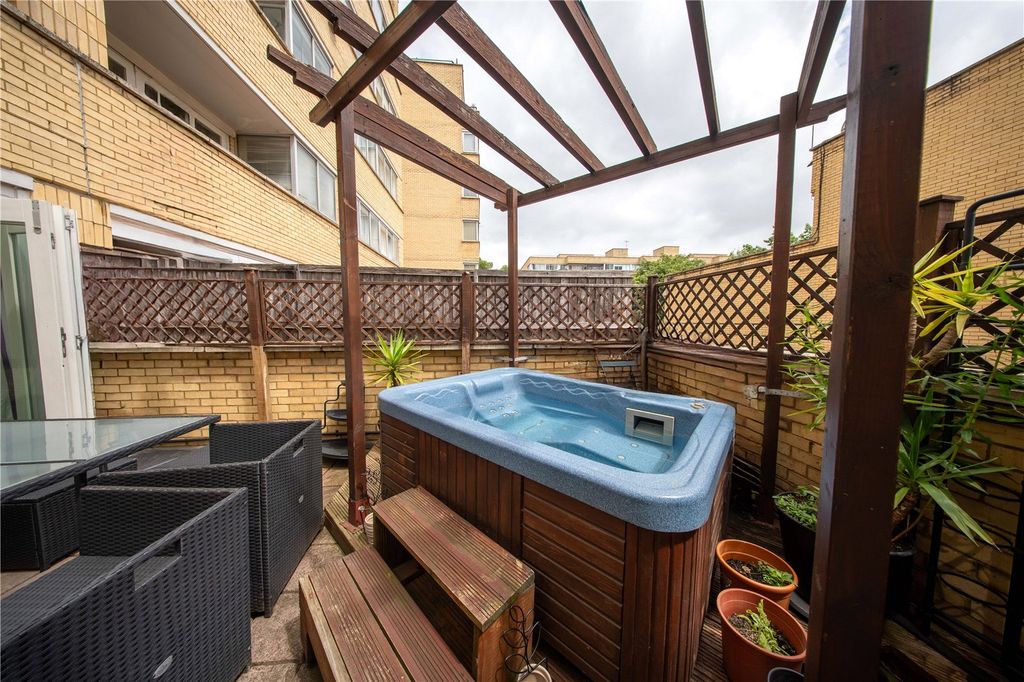 Property photo 2 of 15 Balcony