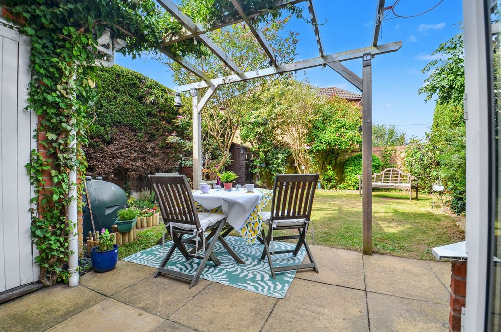 Property photo 3 of 14