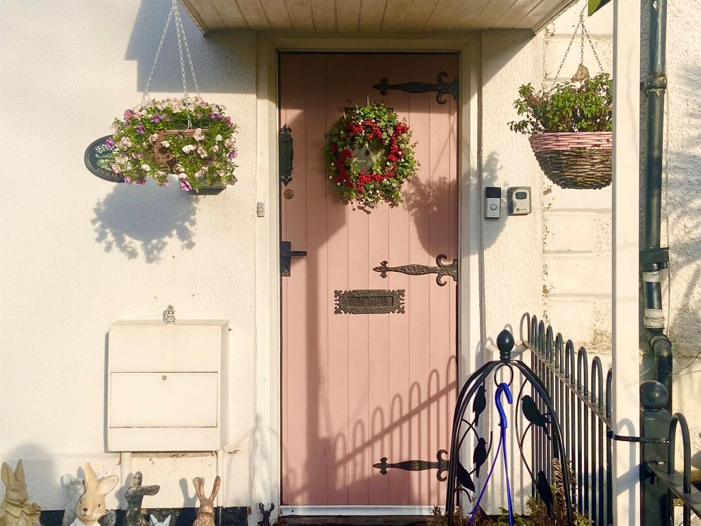 Property photo 2 of 29