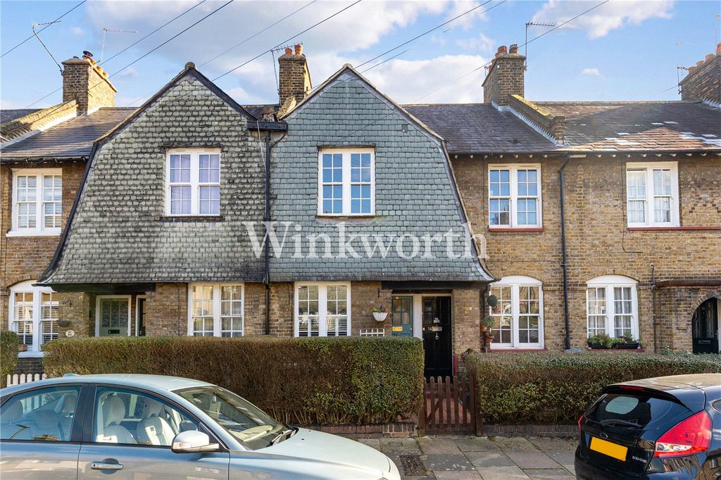 Property photo 2 of 19 Picture No. 35