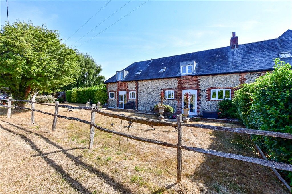 Property photo 1 of 16 Rear Elevation