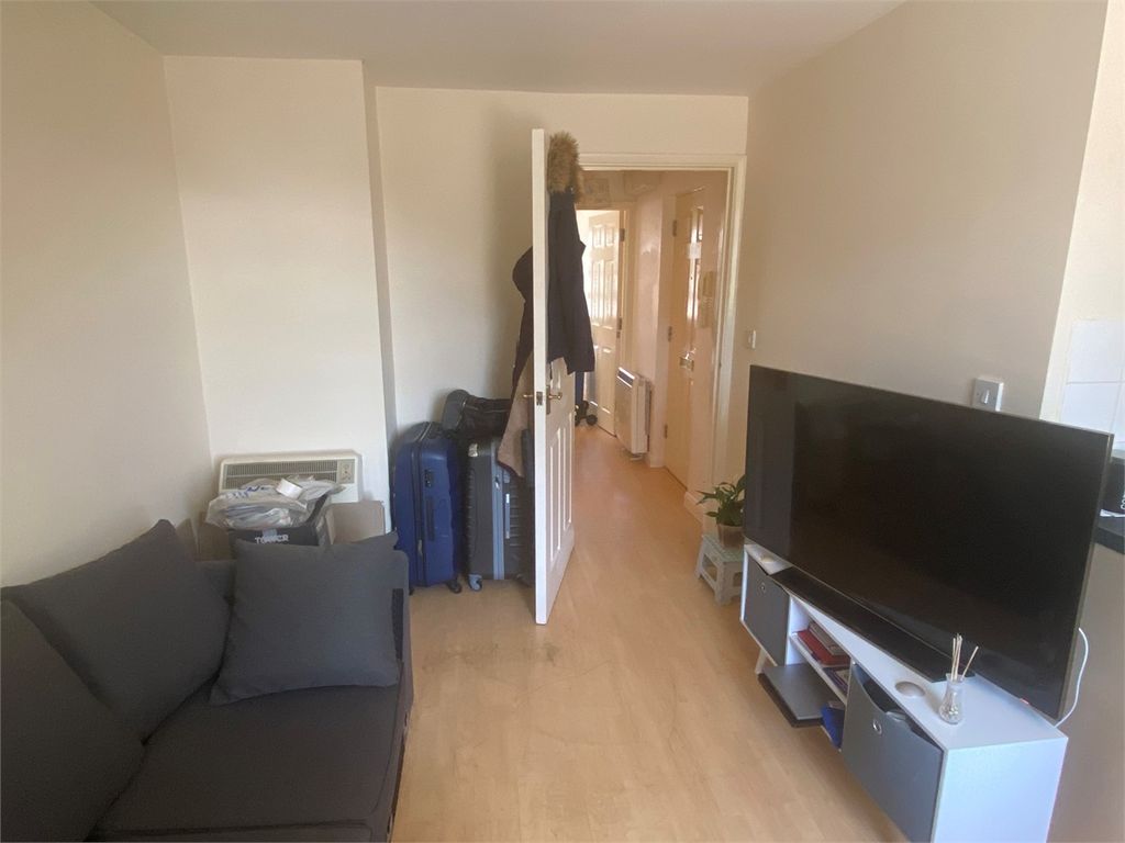 Property photo 3 of 5