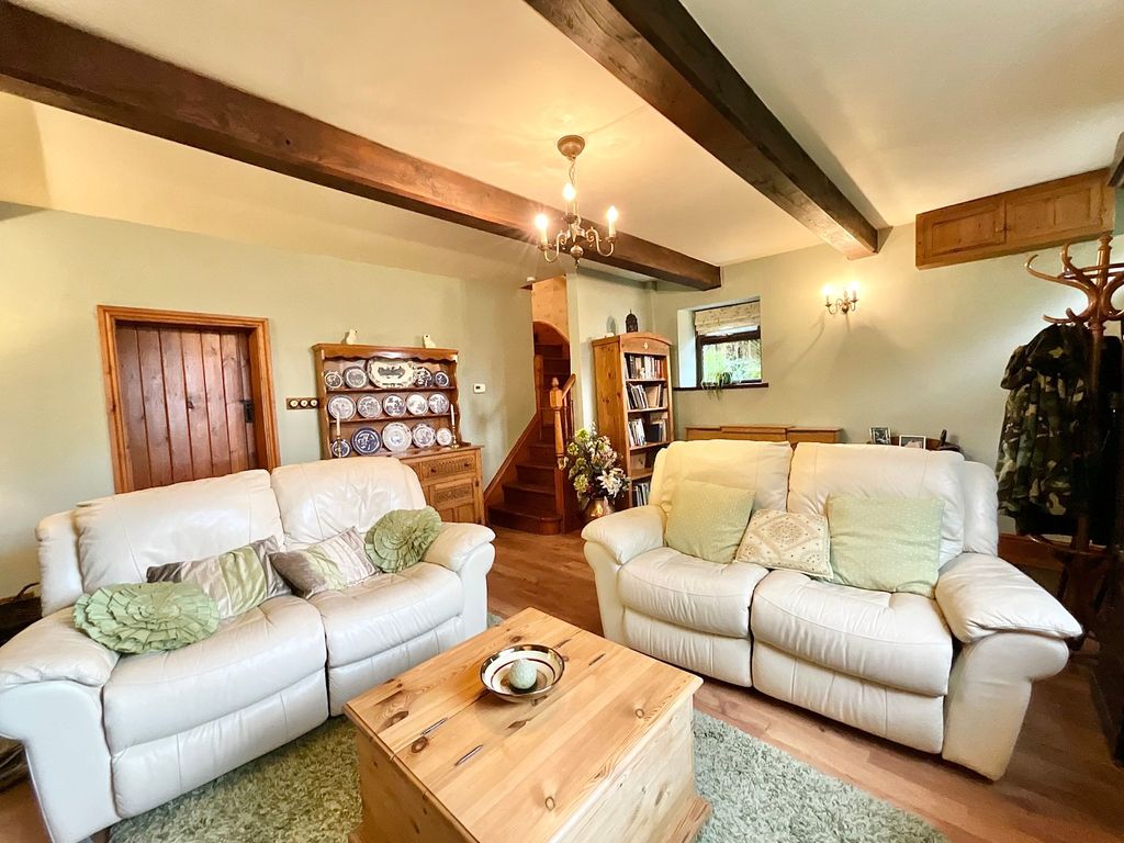 Property photo 2 of 41