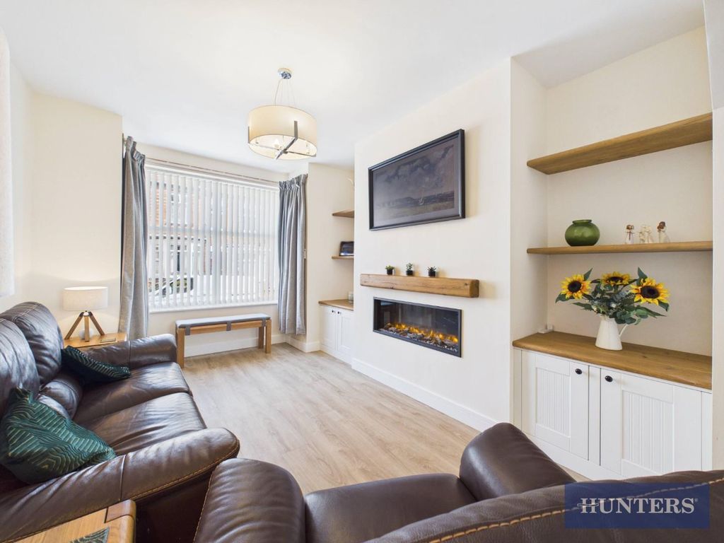 Property photo 2 of 24 Living Room