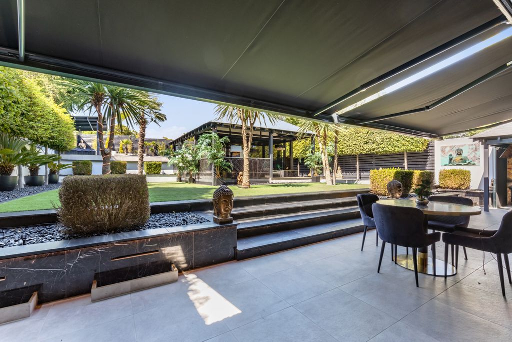 Property photo 3 of 5