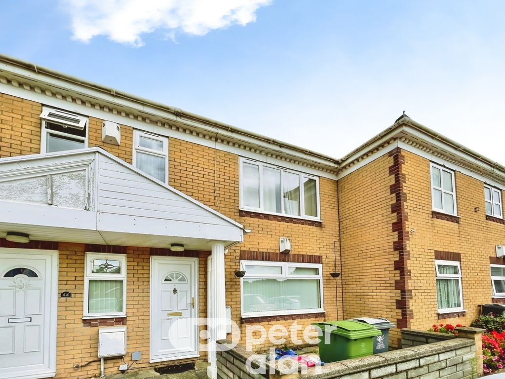 Property photo 1 of 10 Front