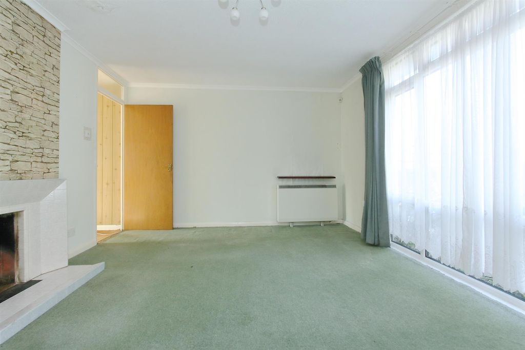 Property photo 3 of 12 Rivermist Ph10.Jpg