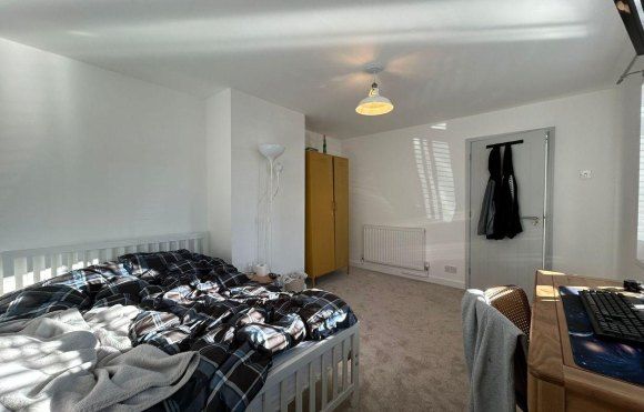 Property photo 3 of 19 Photo-2025-12-03-12-10-50.Jpg