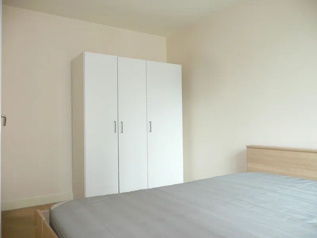 Property photo 3 of 3