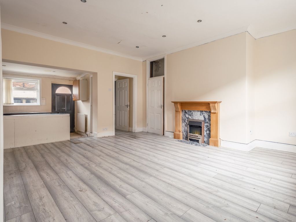 Property photo 3 of 8 5188822