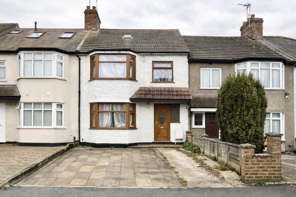 Property photo 1 of 12