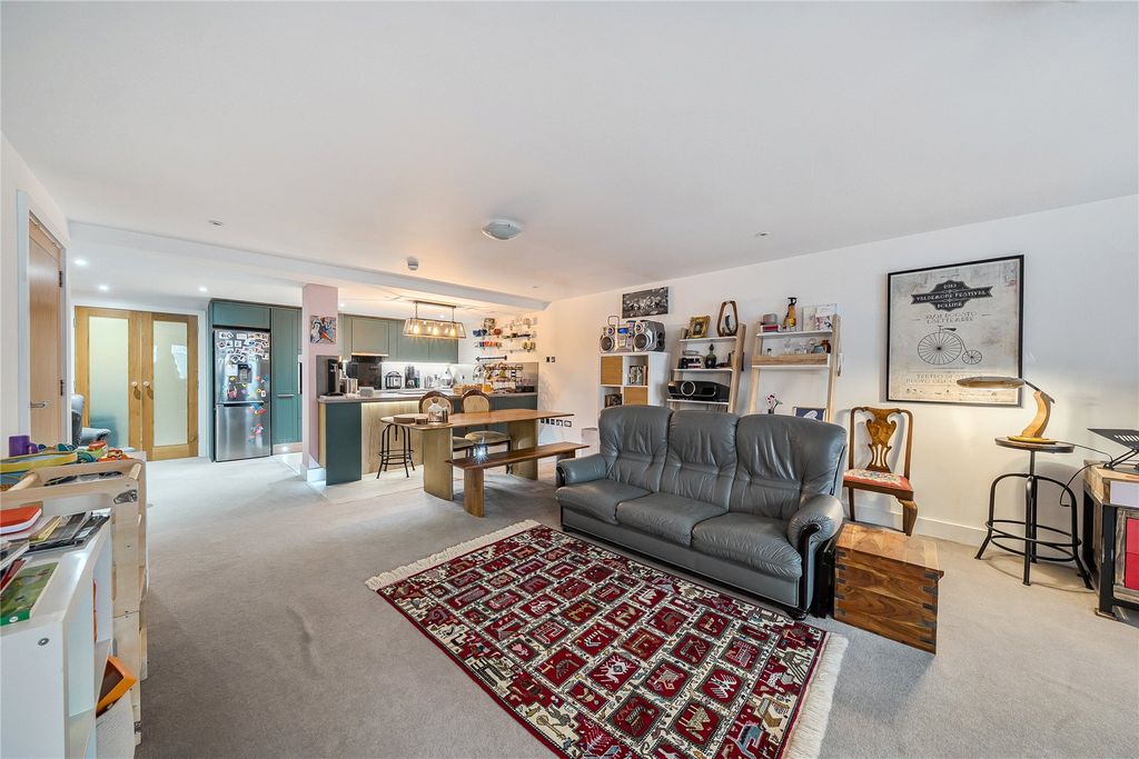 Property photo 2 of 11 Picture No. 09