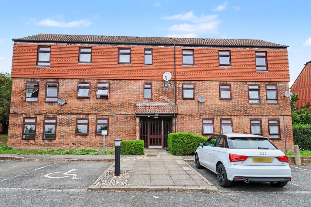Property photo 1 of 2 1 Abbotsbury Heights, Bicknor Close, Canterbury, Kent, Ct2 7Uh