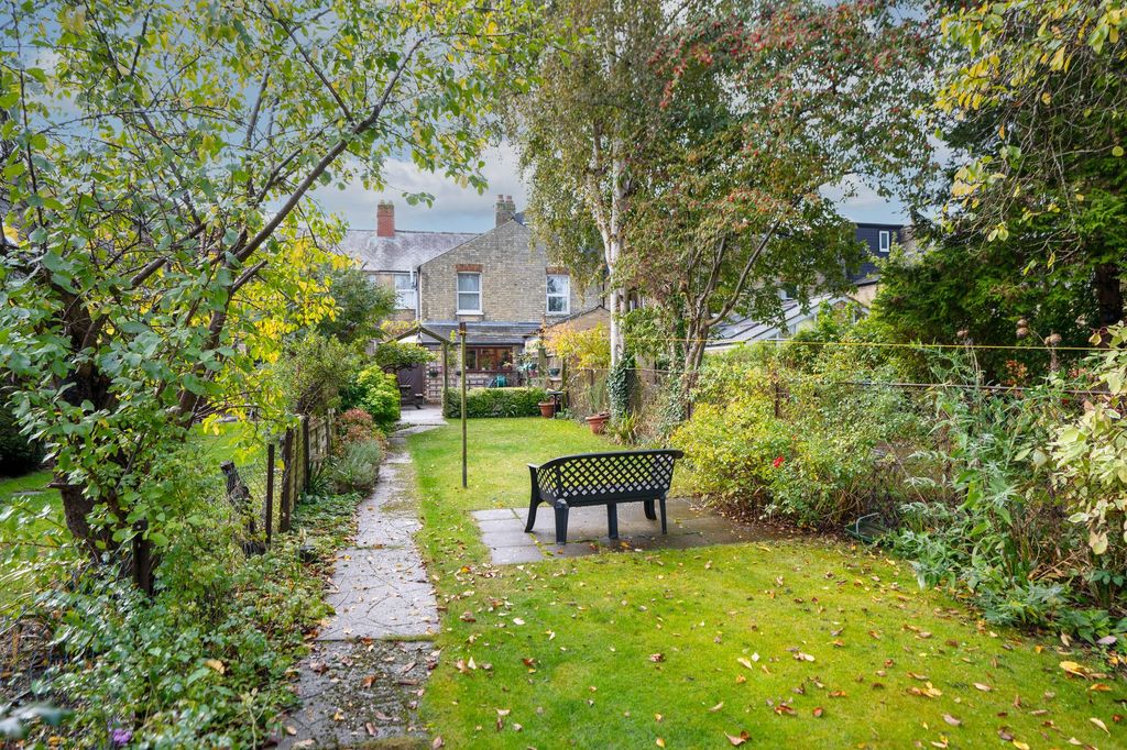 Property photo 3 of 14
