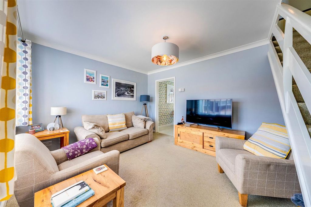 Property photo 2 of 19 A7S09132Hdr.Jpg