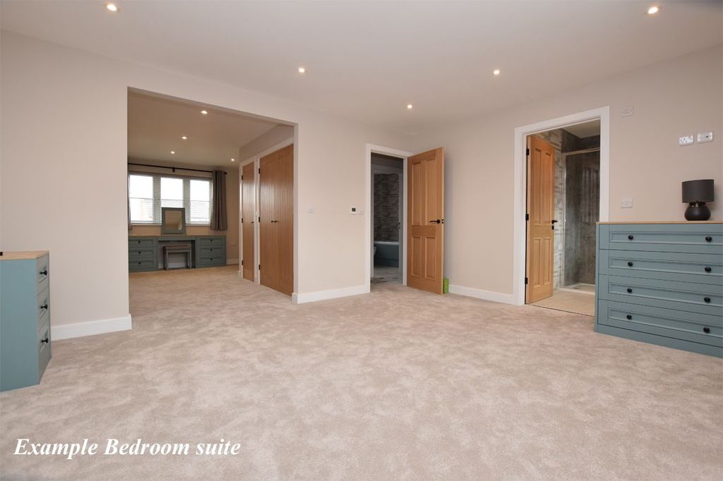 Property photo 2 of 9