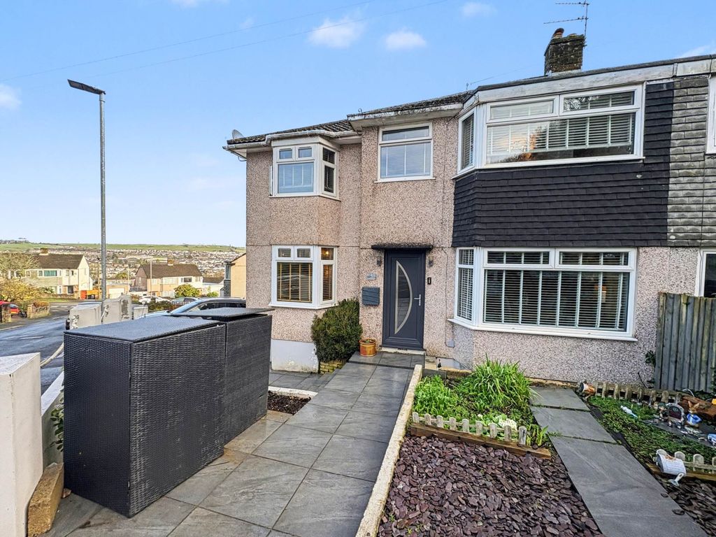 Property photo 1 of 25