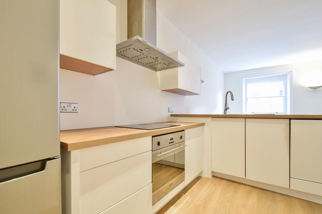 Property photo 3 of 11 Jpg