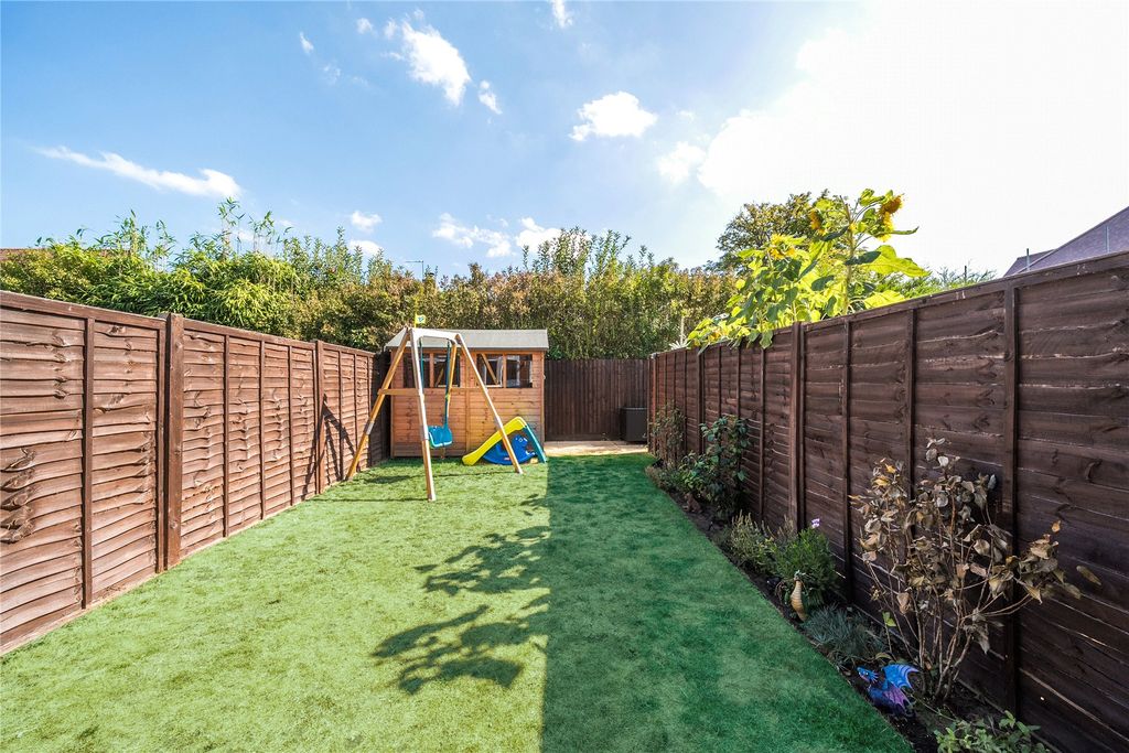 Property photo 3 of 16 Picture No. 23
