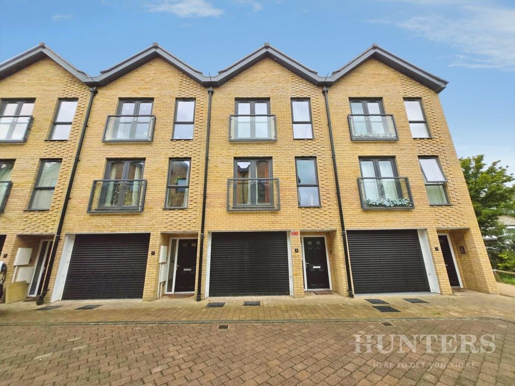 Property photo 1 of 35 1